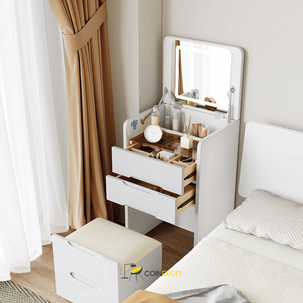 تسريحة ماكياج صغيرة مع مرآة وكرسي – تصميم أنيق وعصري باللون الأبيض