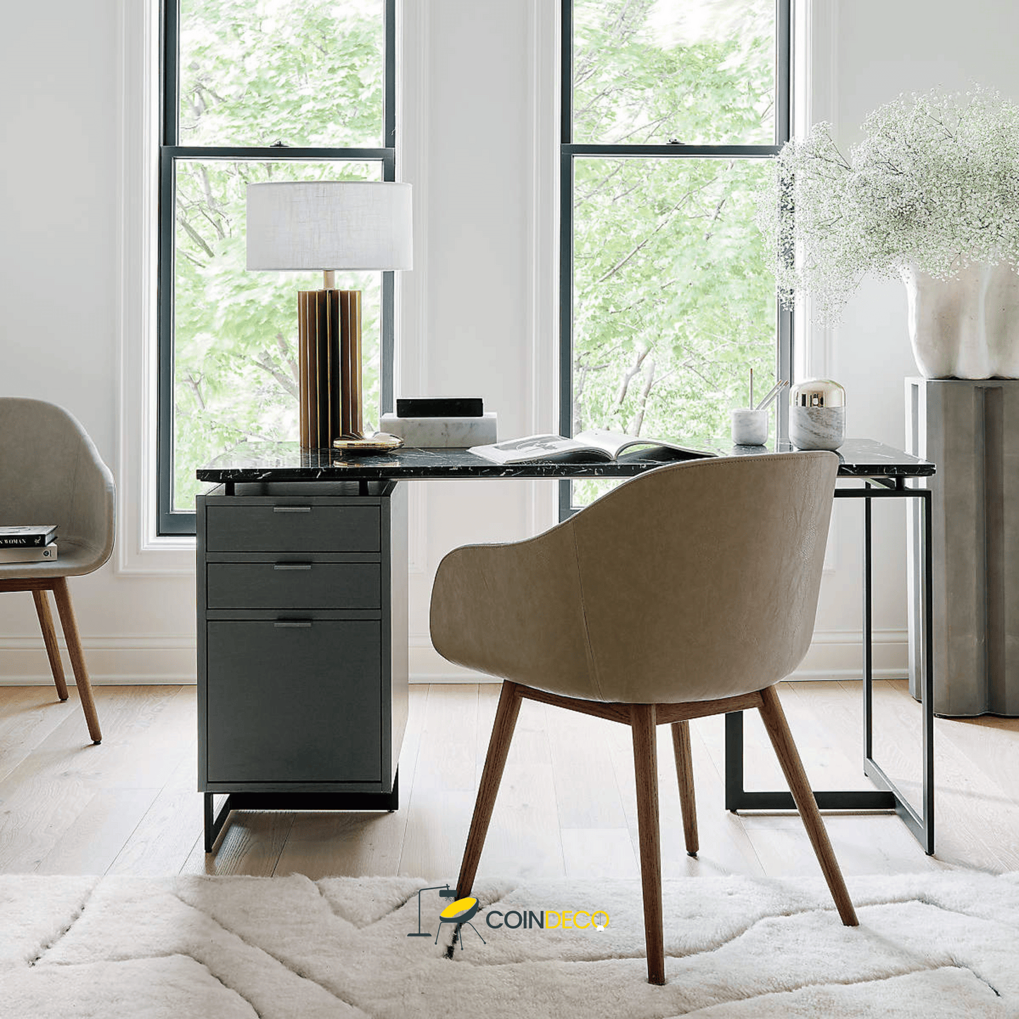 MarbleTouch – مكتب رخامي أنيق